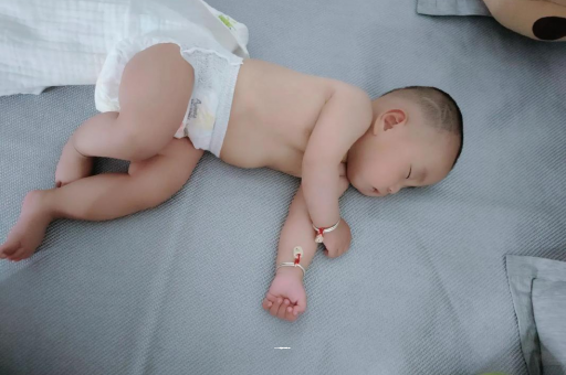 霍邱宝宝发烧可以喝牛奶吗